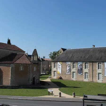 Vila Et Pop Et Chic, La Maison ! Poitiers